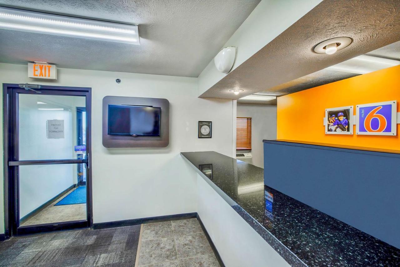Motel 6-Percival, Ia Council Bluffs Eksteriør billede