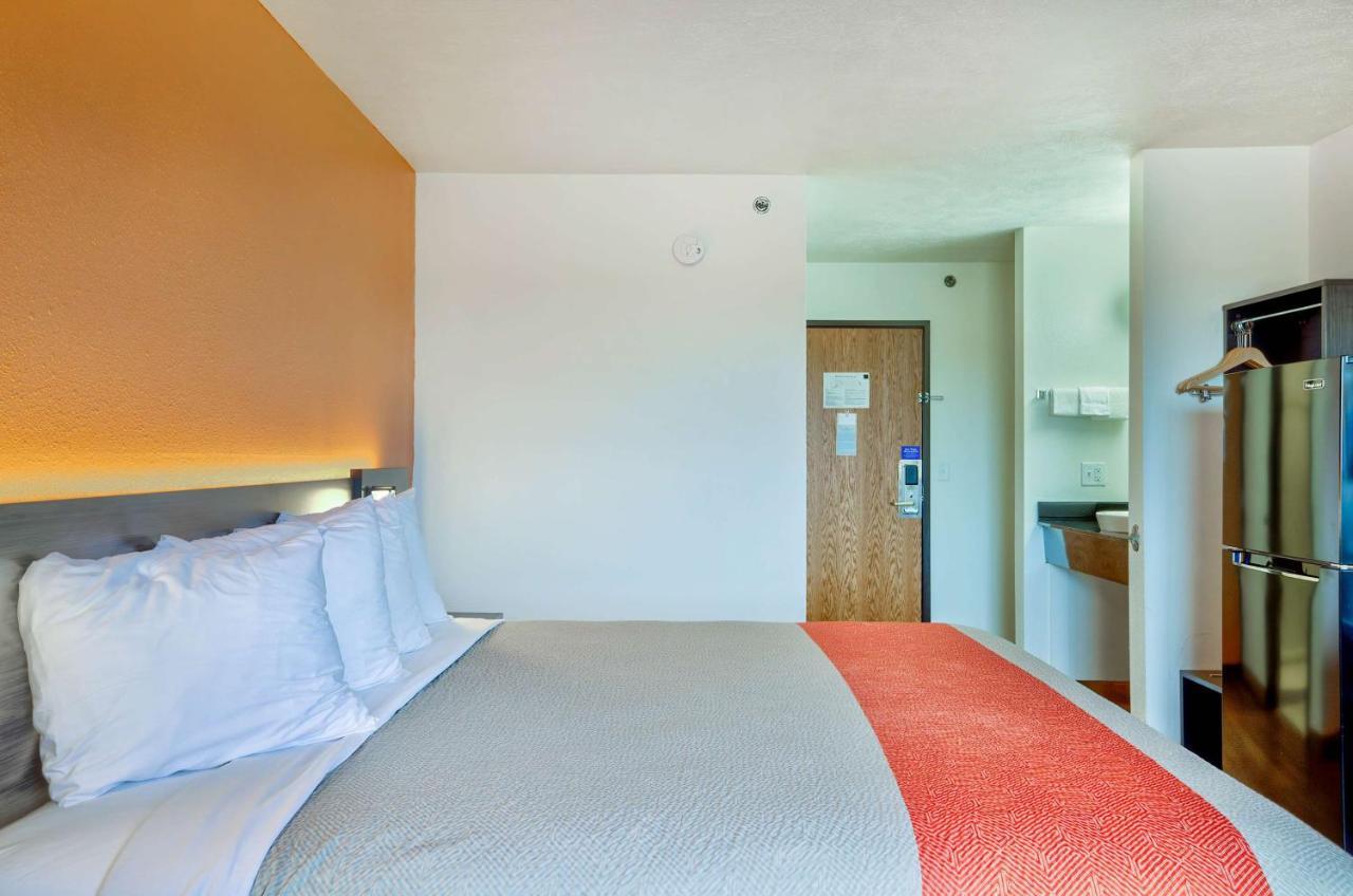 Motel 6-Percival, Ia Council Bluffs Eksteriør billede